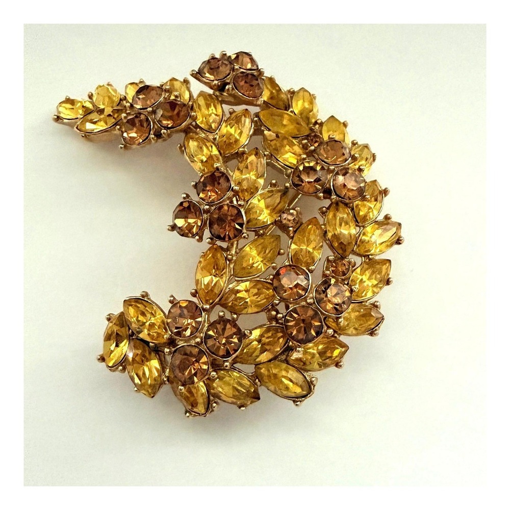 Trifari Rhinestone Brooch Sz‎ OS Amber Yellow Gold Tone Crescent Moon Vintage